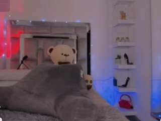 le modèle lanabeckett est en webcam porno dans un show sur le site camsoda, il possède les tags suivants: ass bouncing,lovense,young adult,twerk,toys,tease,tattoos,strip,squirter,spank,smoking,pussy,no drinking,ass clapping,lush,milf,lingerie,butt plug,asshole,black hair