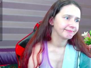 irisnichols's CamSoda show and profile