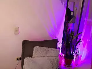 Paola's Live Sex Cam Show