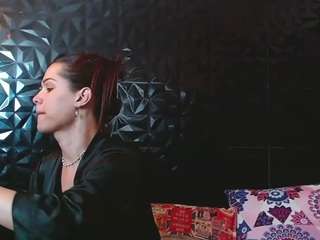 vicky-oba Live Webcam on CamSoda