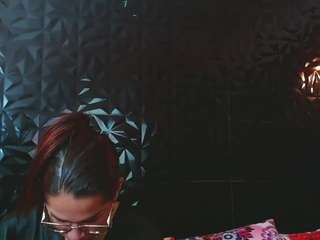 vicky-oba Live Webcam on CamSoda