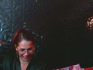 vicky-oba Live Webcam on CamSoda