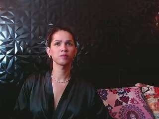 vicky-oba Live Webcam on CamSoda