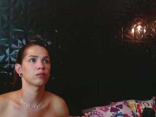 vicky-oba Live Webcam on CamSoda