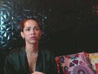 vicky-oba Live Webcam on CamSoda