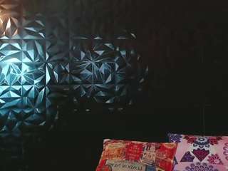 vicky-oba Live Webcam on CamSoda