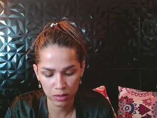 vicky-oba Live Webcam on CamSoda