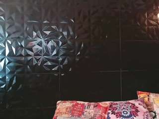 vicky-oba live cam profile