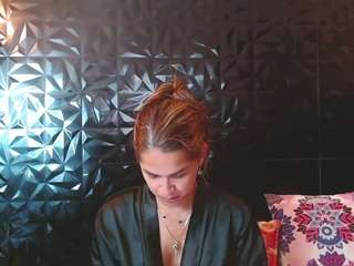 vicky-oba live cam profile