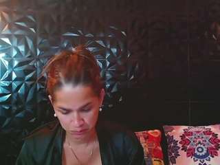 vicky-oba's CamSoda show and profile