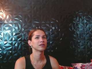 vicky-oba's CamSoda show and profile