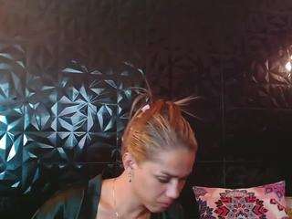 Acest model este live acum. vicky-oba