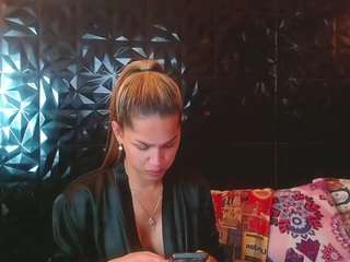 vicky-oba webcam model