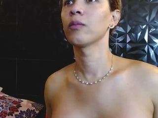 vicky-oba webcam model