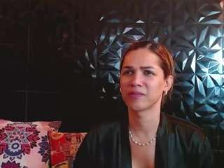 vicky-oba Live Webcam on CamSoda