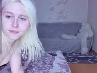 happydora Live Webcam on CamSoda
