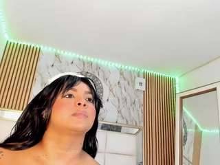 oriana-davis webcam