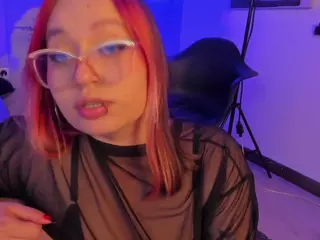 allasskaa's Live Sex Cam Show