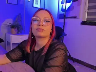 allasskaa's Live Sex Cam Show