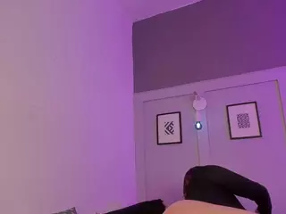 allasskaa's Live Sex Cam Show