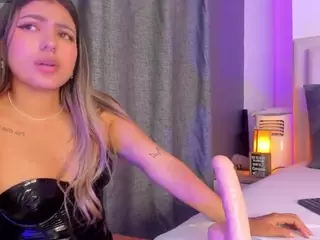 Dana-Haze's Live Sex Cam Show