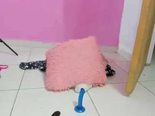  abby1-flores chat room