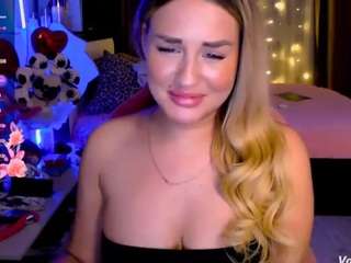 Live webcam model valerywow on Soda Cams