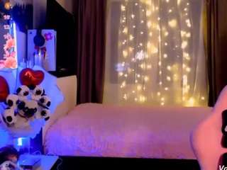 Live webcam model valerywow on Soda Cams