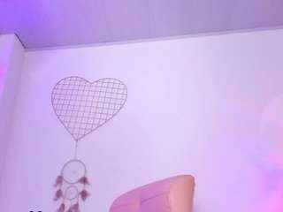 sara-rouge Live Webcam on CamSoda