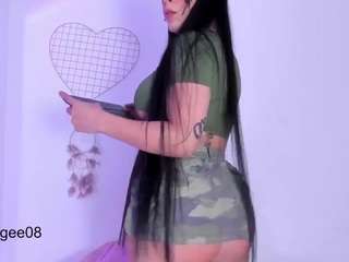 sara-rouge Live Webcam on CamSoda