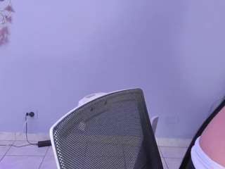 sara-rouge Live Webcam on CamSoda