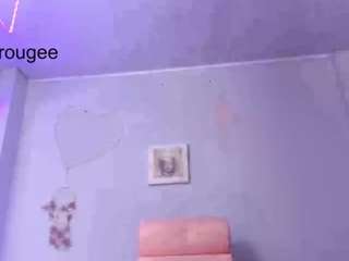 sara-rouge live webcam show