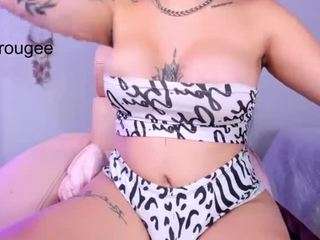 sara-rouge live webcam show