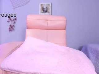 sara-rouge live webcam show