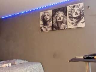 sexyzoee's live room