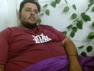 thais-jhosep's CamSoda show and profile