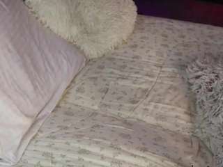 aprilquinn Live Webcam on CamSoda