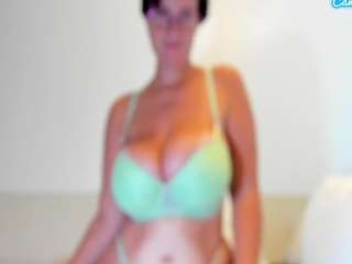 curvyjules69