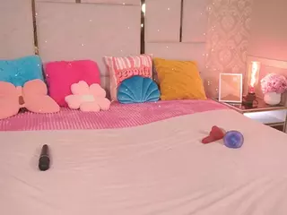littleshyyy's Live Sex Cam Show