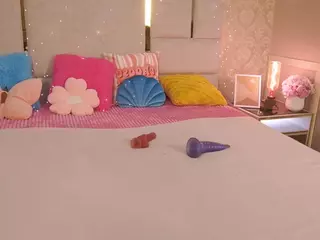 littleshyyy's Live Sex Cam Show