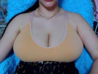 suecute from CamSoda is Freechat