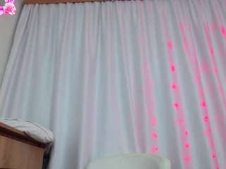 April live cam preview