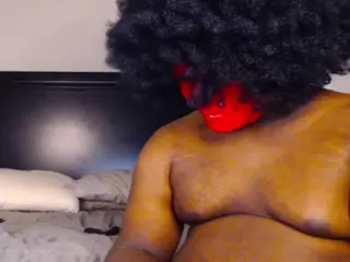 itsjustyaga's Live Sex Cam Show