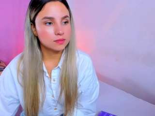 vaiolet-rose webcam model