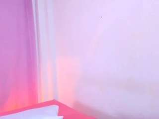 vaiolet-rose webcam model