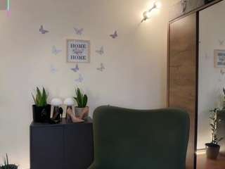 mirelasilver's live room