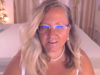 Arony's Live Sex Cam Show