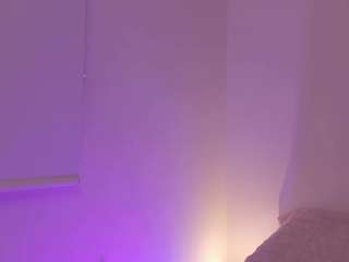 sexishantal1 Live Webcam on CamSoda