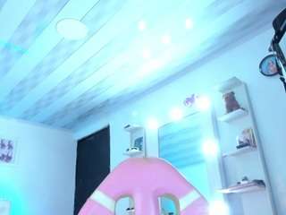 britany-hot Live Webcam on CamSoda