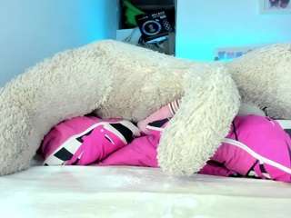 britany-hot from CamSoda is Freechat